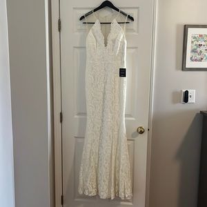 NWT Lulus Fitted Ivory Bridal Dress